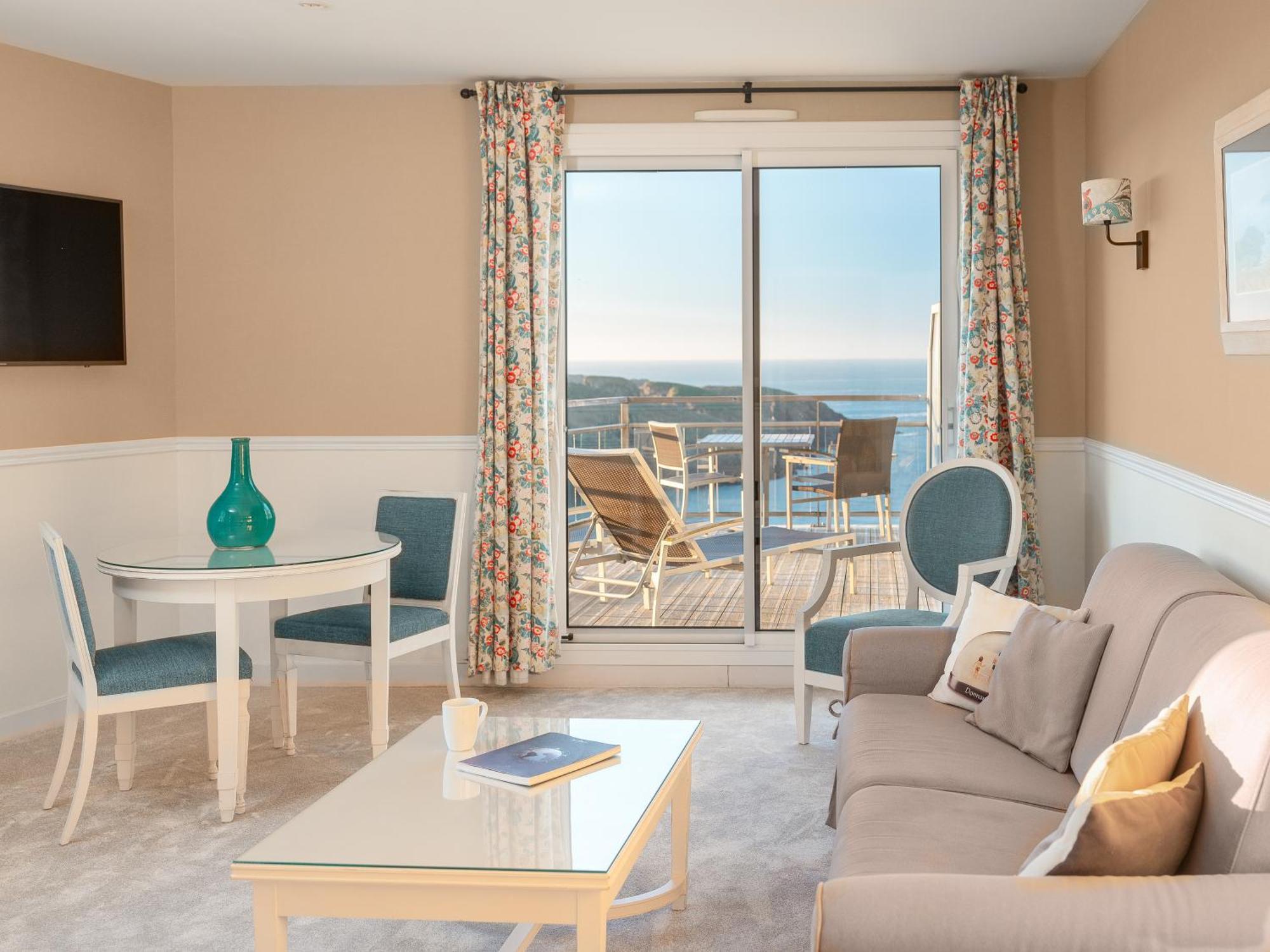 Castel Clara Thalasso & Spa Bangor Екстериор снимка